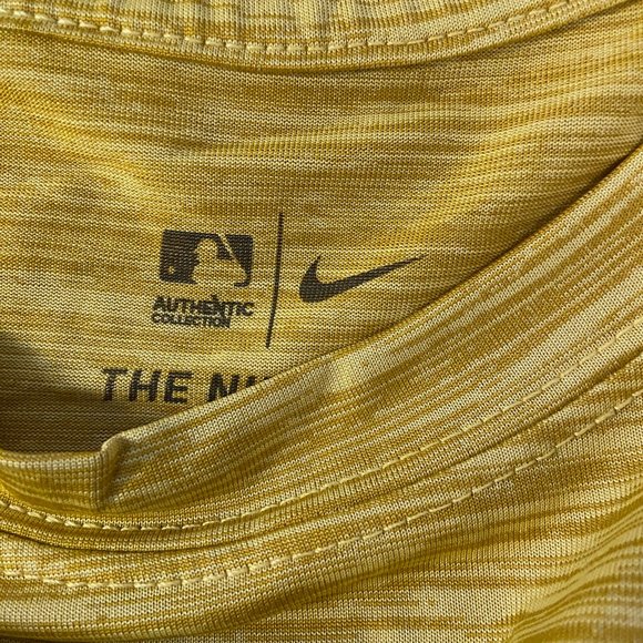 Nike Milwaukee Brewers Authentic Collection Velocity Practice Shirt Gold Mens XL - Picture 6 of 8